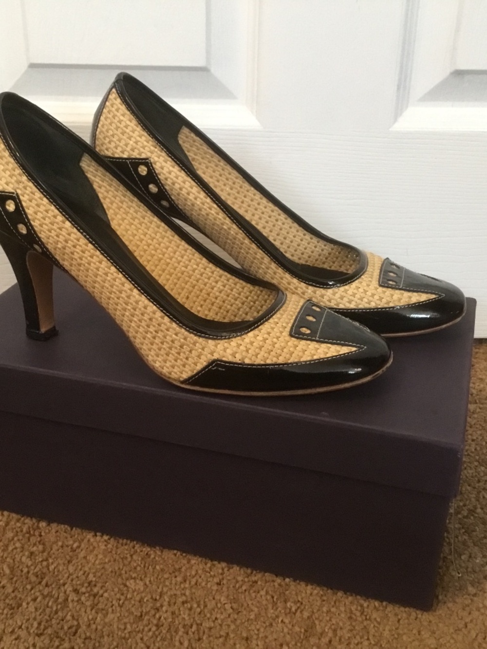 Prada Woven Raffia High Heels Cap Toe Patent Leather Heels (Size 8 1/2) - Picture 3 of 16